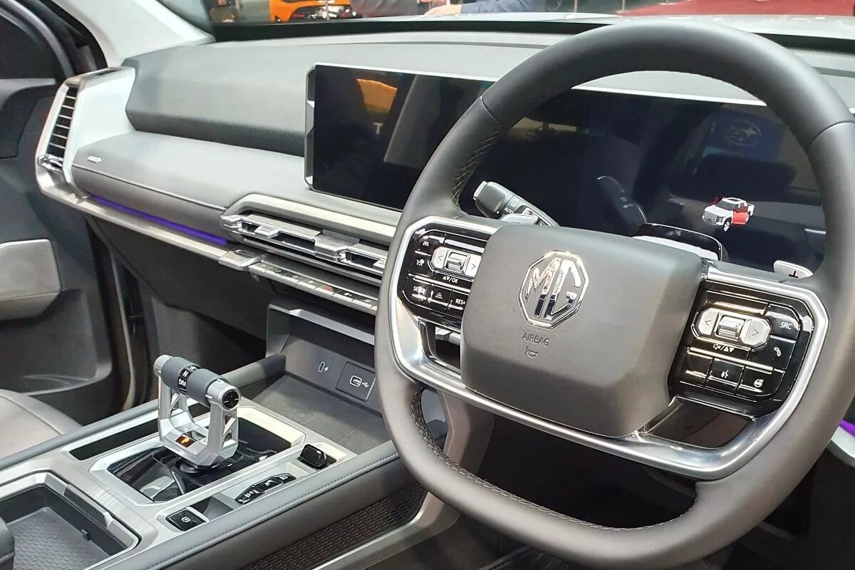 رقیب جدید تویوتا هایلوکس به میدان آمد / عکس