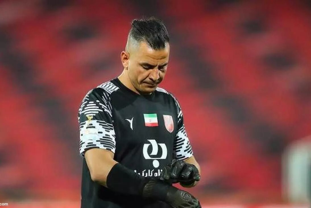 دروازهبان اسبق پرسپولیس به تیم مربیاش پیوست
