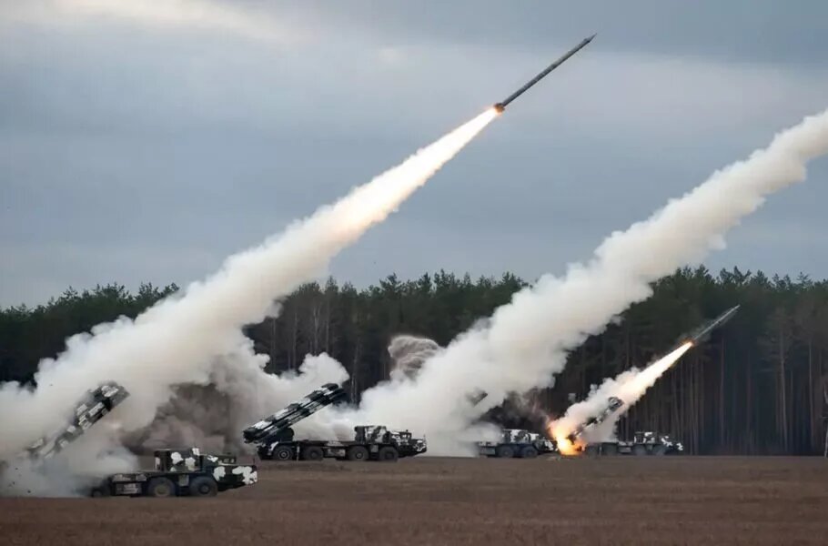 شلیک ۱۶ موشک بالستیک برای آزمایش نسل رادار