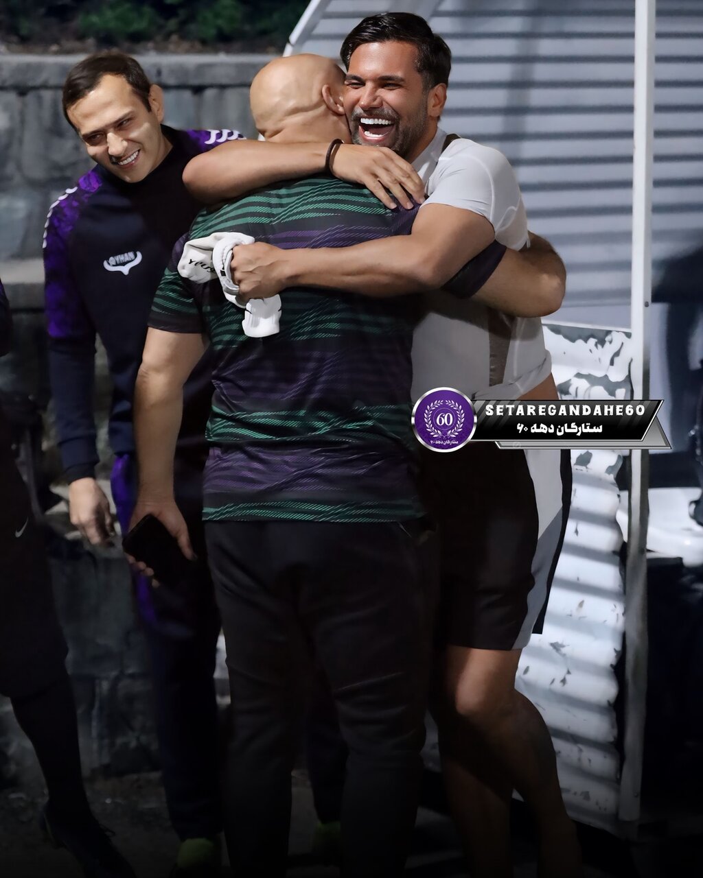 عکس | علیمنصور با لباس رئال، در آغوش یاغی استقلال!