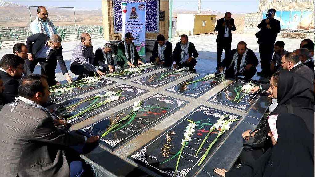 تجدید میثاق هنرمندان چهارمحال وبختیاری با شهدا