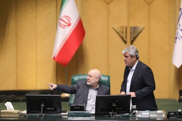 قالیباف: پذیرش نشدن بیماران اورژانسی یک واقعیت تلخ است/ برخی بیمارستانها تلاش میکنند قبل از تعطیلات با مرخص کردن بیماران، فشار کاری را کاهش دهند قالیباف: پذیرش نشدن بیماران اورژانسی یک واقعیت تلخ است/ برخی بیمارستانها تلاش میکنند قبل از تعطیلات با مرخص کردن بیماران، فشار کاری را کاهش دهند