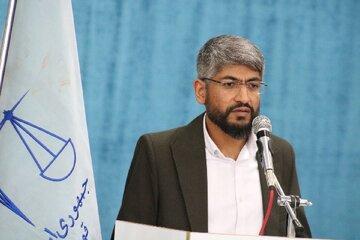 گلایه دادستان ریگان از نا ایمن بودن جاده منتهی به این شهرستان گلایه دادستان ریگان از نا ایمن بودن جاده منتهی به این شهرستان