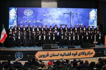 احترام به قانون، اصل اساسی در حرفه وکالت است