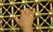 سرگذشت پنجره‌ای که دست عالم دخیل آن است
