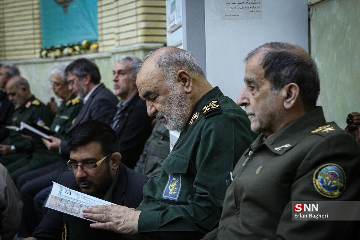 تصاویری از حضور فرماندهان ارشد نظامی در مراسم بزرگداشت شهید صیاد شیرازی / فاطمه مهاجرانی هم به ستاد ارتش رفت