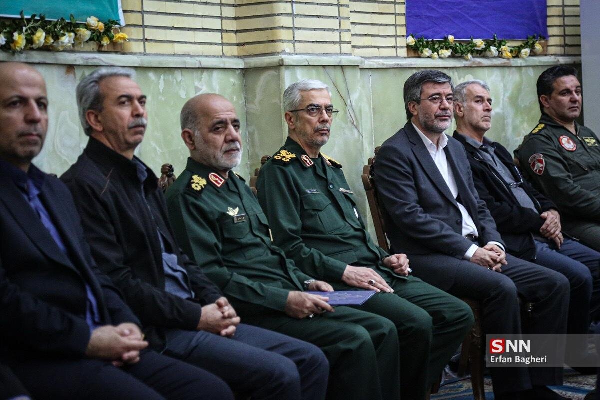 تصاویری از حضور فرماندهان ارشد نظامی در مراسم بزرگداشت شهید صیاد شیرازی / فاطمه مهاجرانی هم به ستاد ارتش رفت