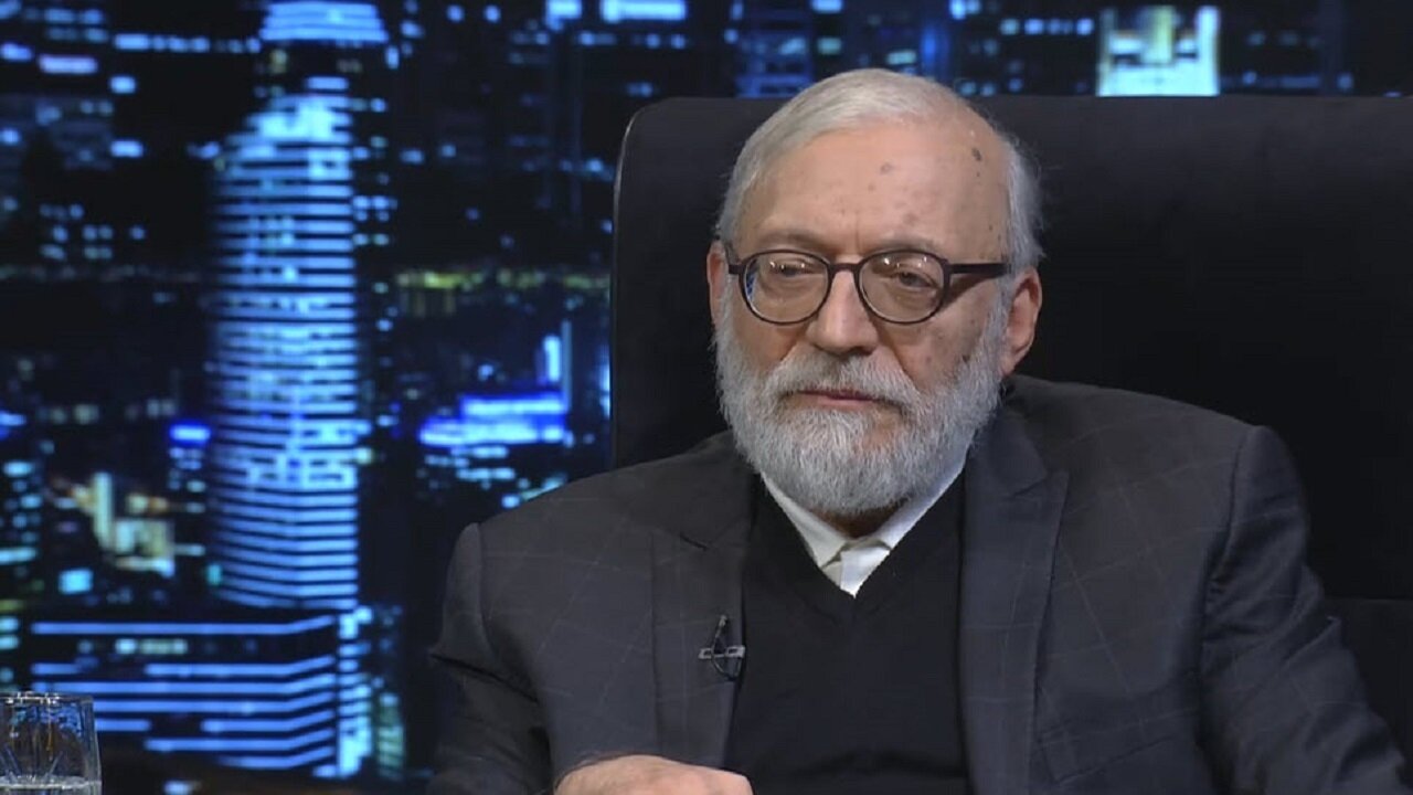 روزنامه اصولگرا: بسیاری از کارشناسان تلویزیون سطح بسیار نازلی دارند و عموما سفارشی و تکراری اند/ به همین دلیل مردم از تلویزیون دور شده اند