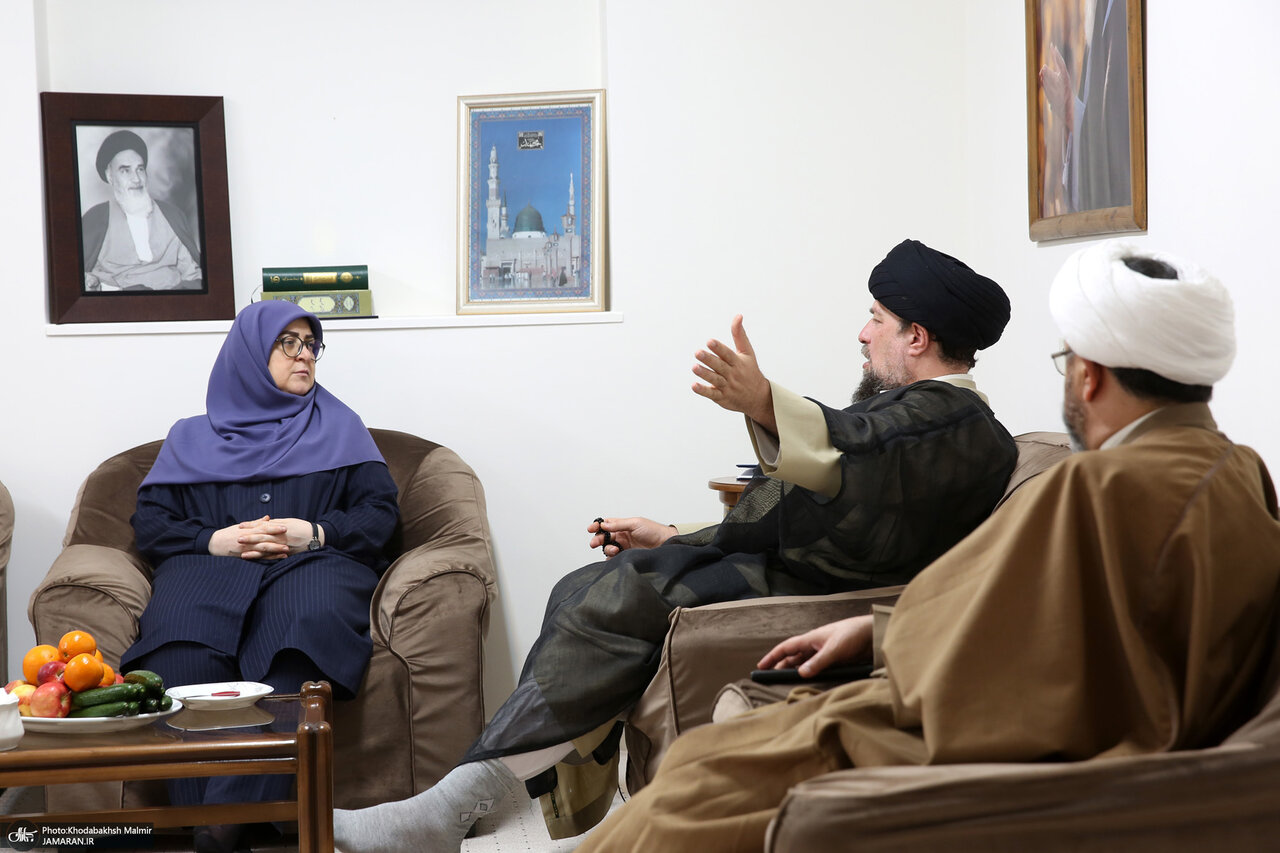 تصاویری از دیدار سخنگوی دولت با سید حسن خمینی/ مهاجرانی به جماران رفت