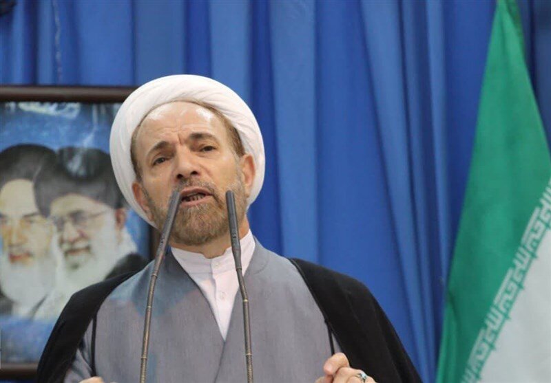 مذاکره ایران و آمریکا از نگاه ۵ ائمه جمعه/زرنگ باشیم و امتیاز بگیریم/ ترکش تعرفه های ترامپ شاید به ما هم بخورد/ اتفاق جدیدی نیست، قبلا هم بوده است