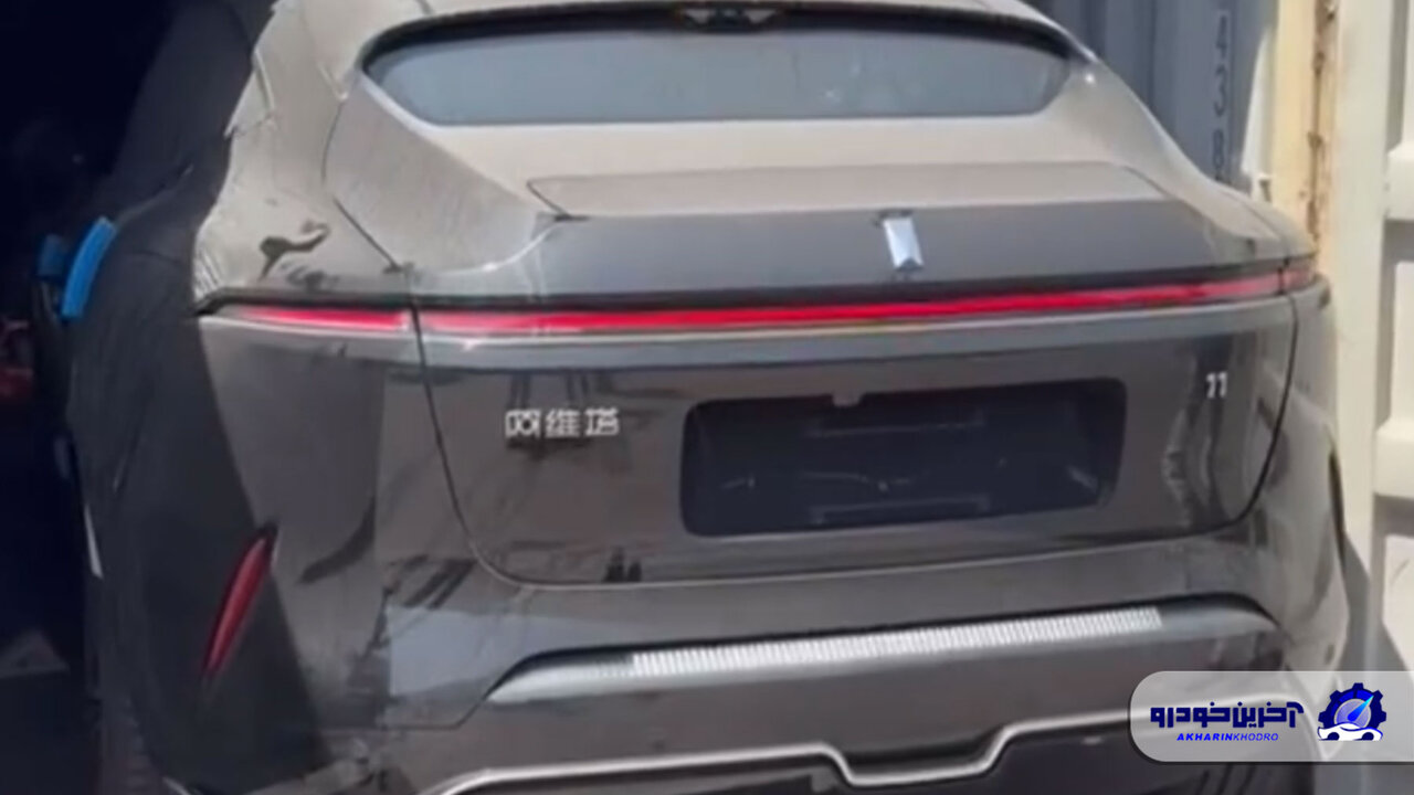 شاسی بلند لوکس طراح ایرانی در سه مدل به ایران رسید/ این خودروی وارداتی آینه بغل ندارد! /عکس