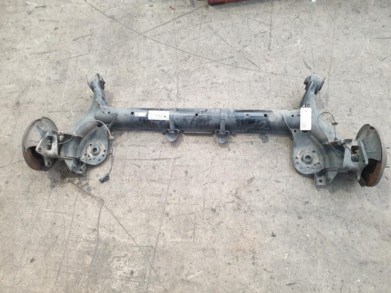 دلیل خرابی اکسل عقب خودرو و راهکارها و هزینههای تعمیر