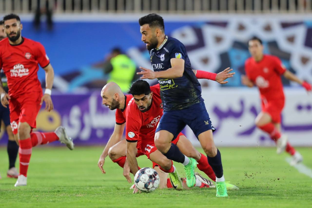 عکس | ظهور لیونل مسی در لیگ برتر ایران!