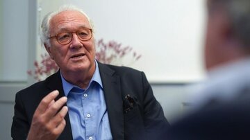 سفیر پیشین سوئیس: ایران در مذاکره با آمریکا از برنامۀ اتمی خود عقبنشینی نخواهد کرد سفیر پیشین سوئیس: ایران در مذاکره با آمریکا از برنامۀ اتمی خود عقبنشینی نخواهد کرد