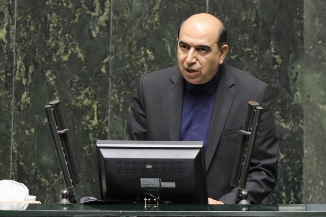 روایت نماینده ادوار مجلس از پاسخ رهبرانقلاب به نامه ترامپ/ تا همین جا ایران ۳ بر هیچ جلو است