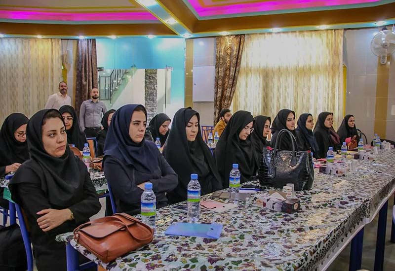 جدیت استان سمنان در توسعه فرهنگ هوش مصنوعی در مدارس/ آغاز دورههای تخصصی هوش مصنوعی ویژه معلمان