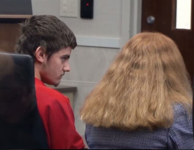 این نوجوان قصد جان ترامپ را داشت/عکس