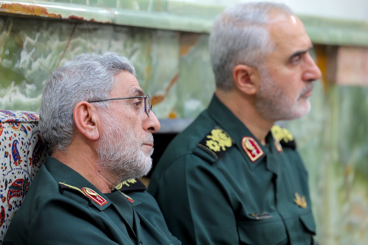 تصاویری از فرماندهان بلندپایه نظامی در بیت رهبری