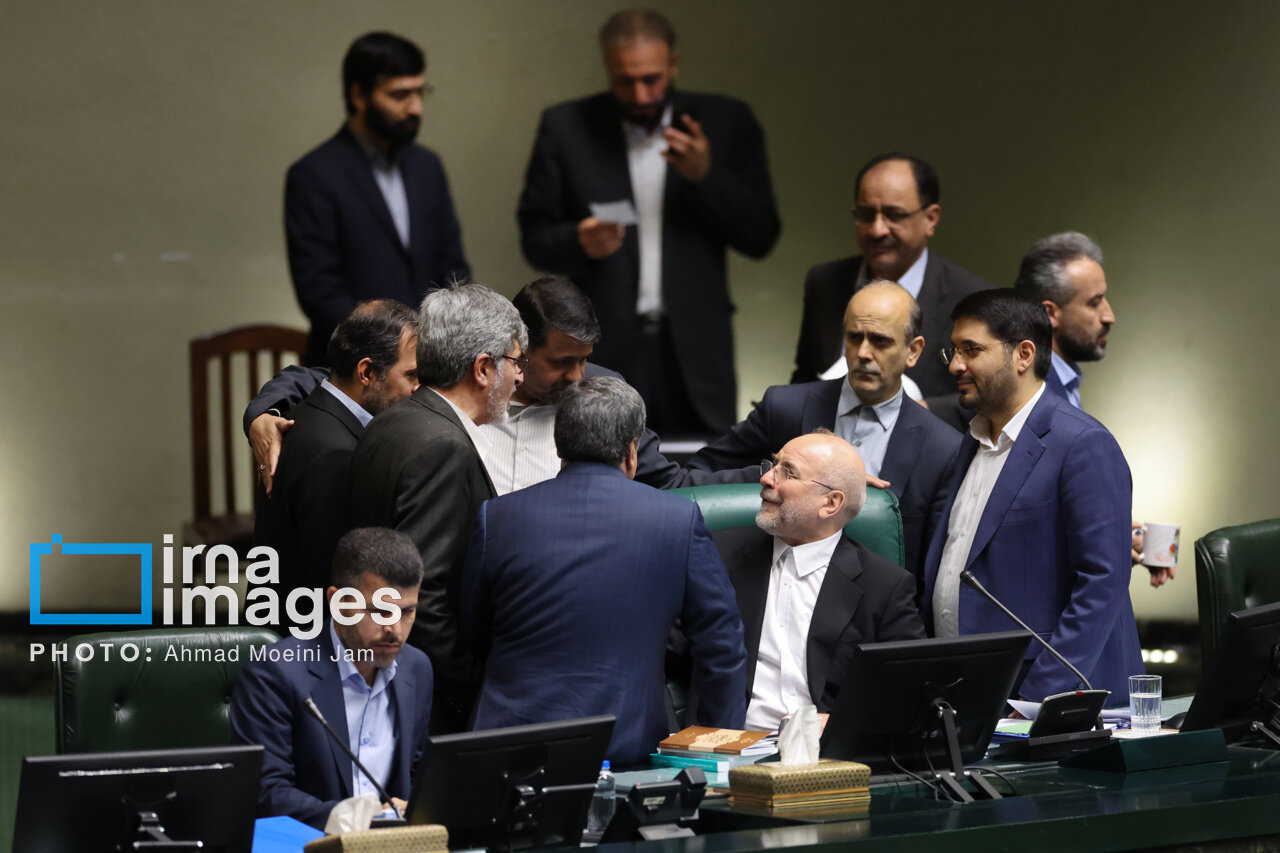 تصاویری از حال و هوای خاص نمایندگان یک روز پس از مذاکره ایران با آمریکا