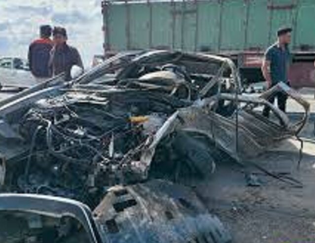 پژو له شد/ دو نفر در دم جان باختند/ عکس