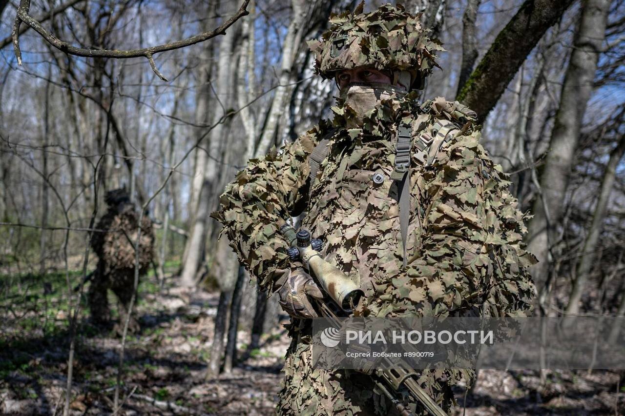 تصاویری جالب از استتار تکتیراندازان روسیه!