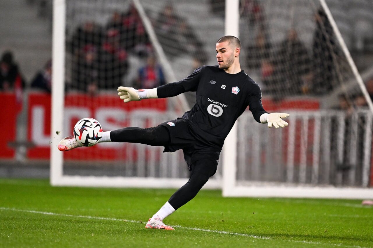 منچستریها از اونانا خسته شدند؛ ۵ گزینه شیاطین سرخ برای جایگزینی دروازهبان پراشتباه