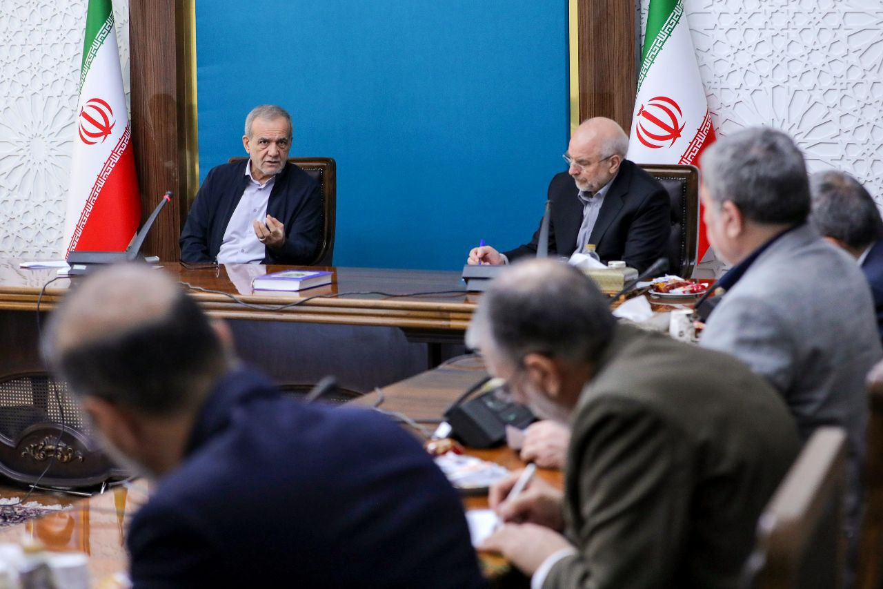 تازهترین گام دولت برای کاهش ناترازیها از زبان پزشکیان/ تصمیمات دولت براساس فرضیات اتخاذ نمیشود