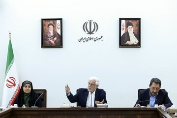 عارف: نوروز آینده، جشن خاص و بزرگی خواهیم داشت/ اکنون زمان پیگیری و اجرا شدن تصمیمات است