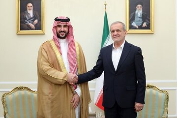 گمانه‌زنی «سی‌ان‌ان» درباره سفر وزیر دفاع سعودی به ایران