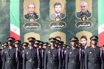 مراسم گرامیداشت روز ارتش جمهوری اسلامی ایران