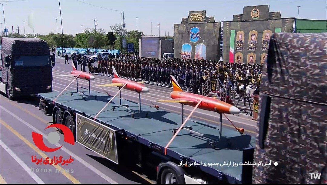 تصاویری دیده نشده از پرندههای عملیاتی ارتش در تهران/ ابابیل به میدان آمد