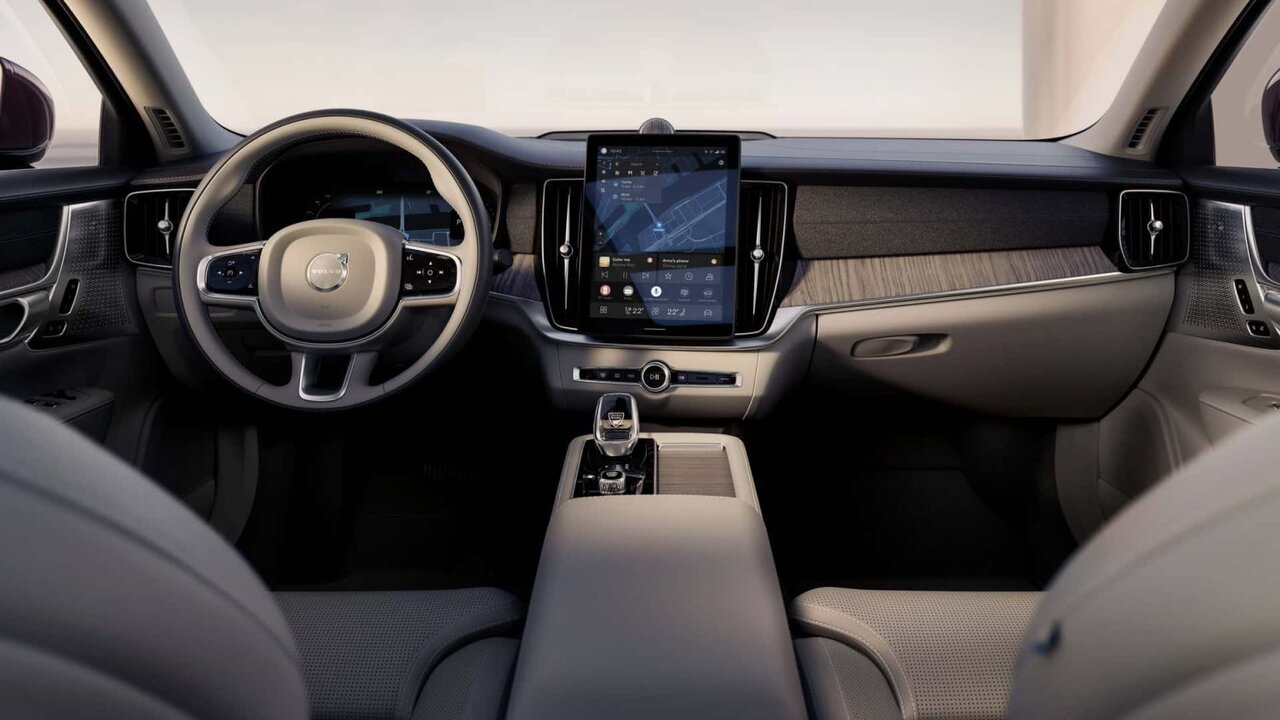 ولوو S۹۰ جدید با چهرهای جذاب معرفی شد /عکس