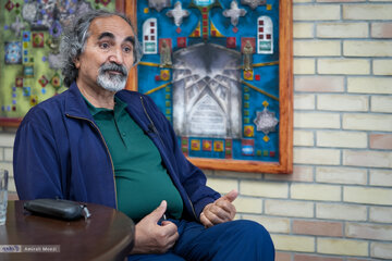 آزاد ارمکی: امیدوارم دوره بعد برای آقای پزشکیان وجود نداشته باشد / اگر آقای جلیلی روی کار می آمد، همان روز اول مردم را به صلابه می‌کشیدند