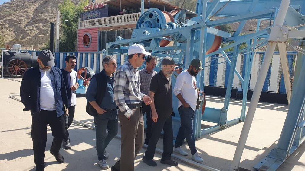 کیانوش عیاری برای «خر لنگ»  به مسجدسلیمان رفت