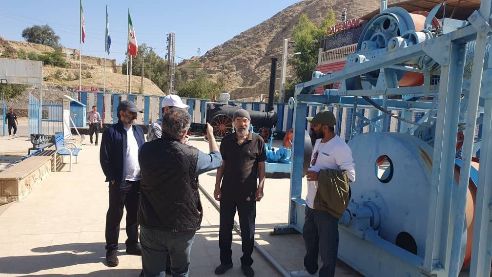 کیانوش عیاری برای «خر لنگ»  به مسجدسلیمان رفت