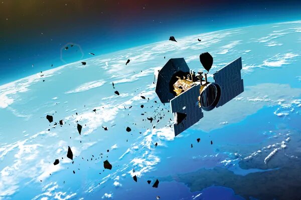 ایلان ماسک علیه لایه اُزن / استارلینک چطور لایه محافظ زمین را نابود میکند؟