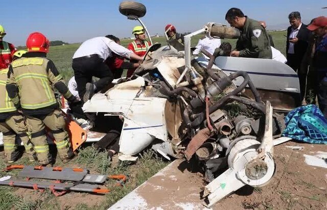 سقوط هواپیما در قزوین/ عکس