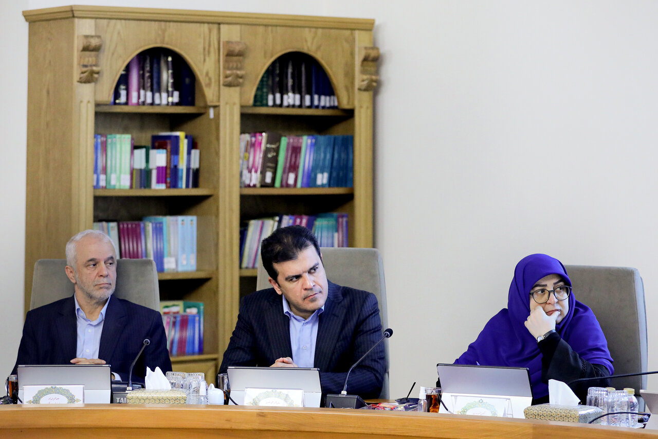 تصاویری از اولین جلسه هیئت دولت به ریاست پزشکیان بعد از دور دوم مذاکرات ایران و آمریکا