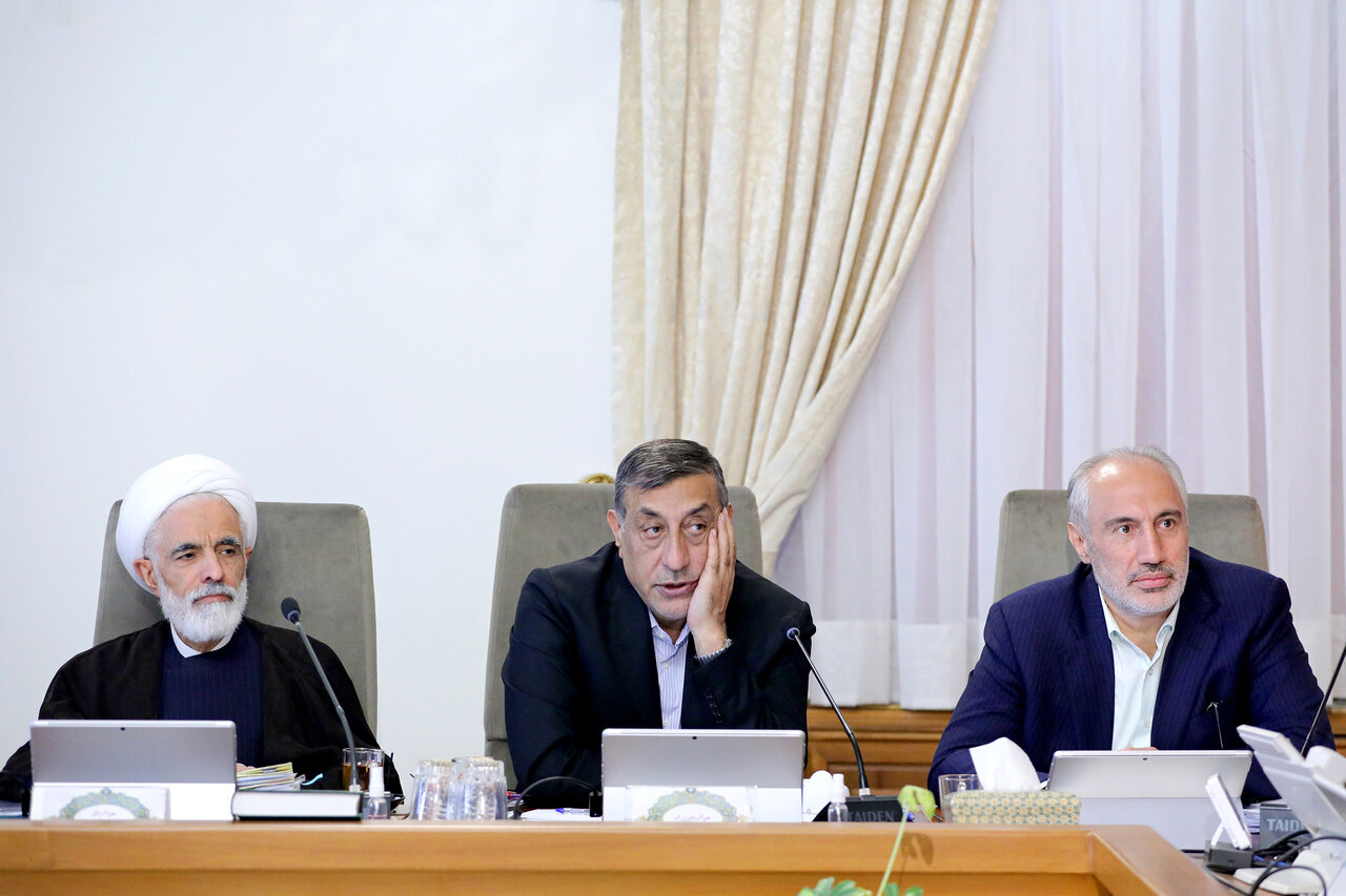 تصاویری از اولین جلسه هیئت دولت به ریاست پزشکیان بعد از دور دوم مذاکرات ایران و آمریکا