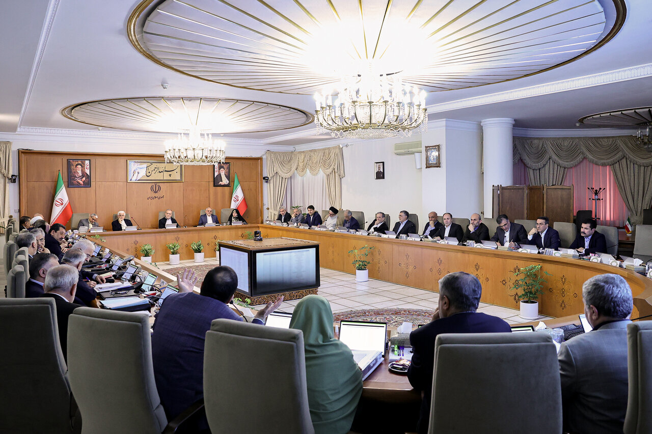 تصاویری از اولین جلسه هیئت دولت به ریاست پزشکیان بعد از دور دوم مذاکرات ایران و آمریکا