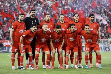 عکس | گاف بزرگ تراکتوری‌ها؛ انتشار آمار اشتباه درباره تماشاگران!