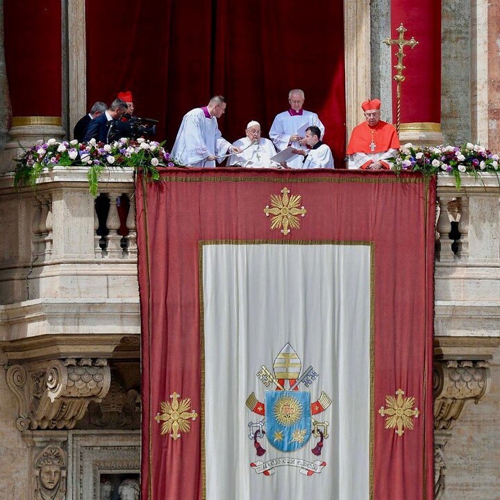 اولین تصاویر از واتیکان پس از اعلام خبر درگذشت پاپ فرانسیس رهبر کاتولیکهای جهان + فیلم تصاویر | آخرین تصاویر از پاپ فرانسیس؛ مراسم عید پاک در روز گذشته