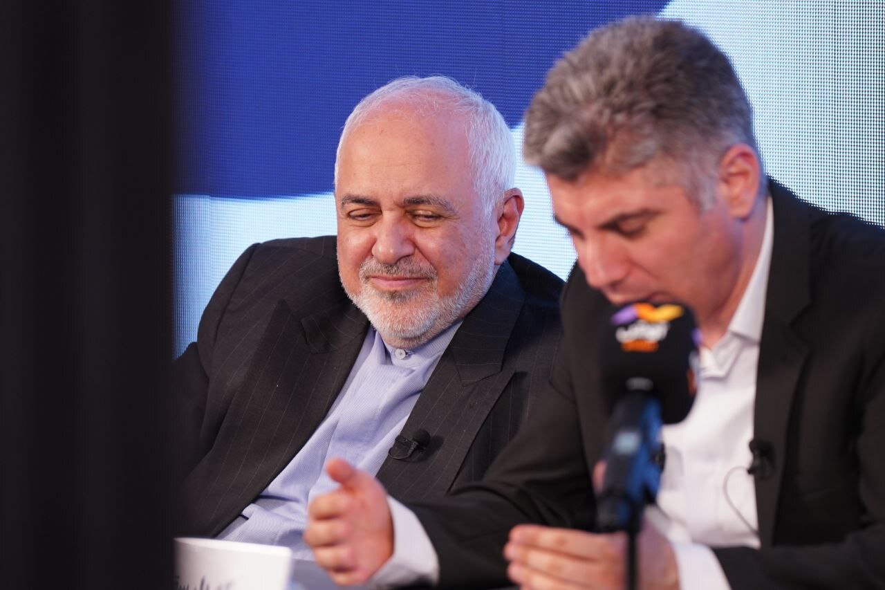 ژست های خاص ظریف در یک نشست+تصاویر