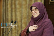 دیدار سخنگوی دولت با مادر سید ابراهیم رئیسی