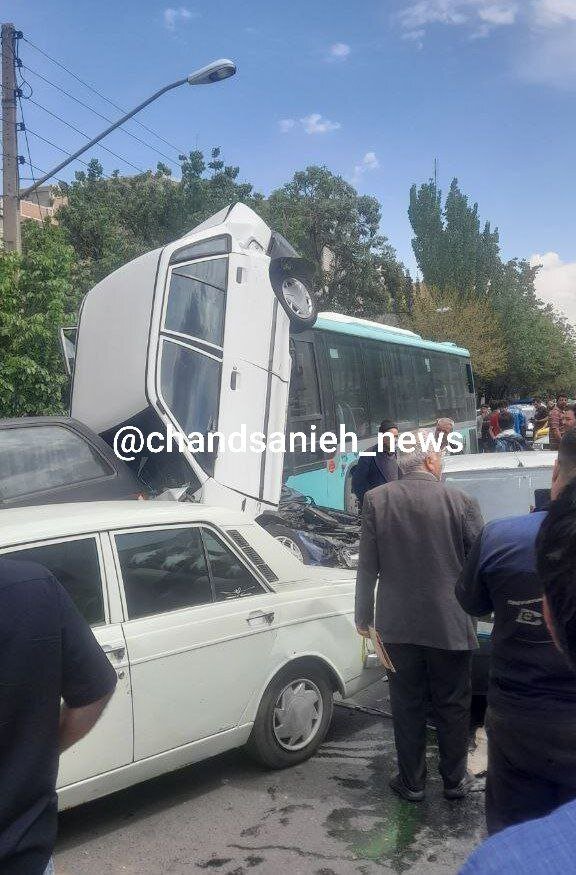 اتوبوس ترمز برید، پراید هوا شد!/ عکس