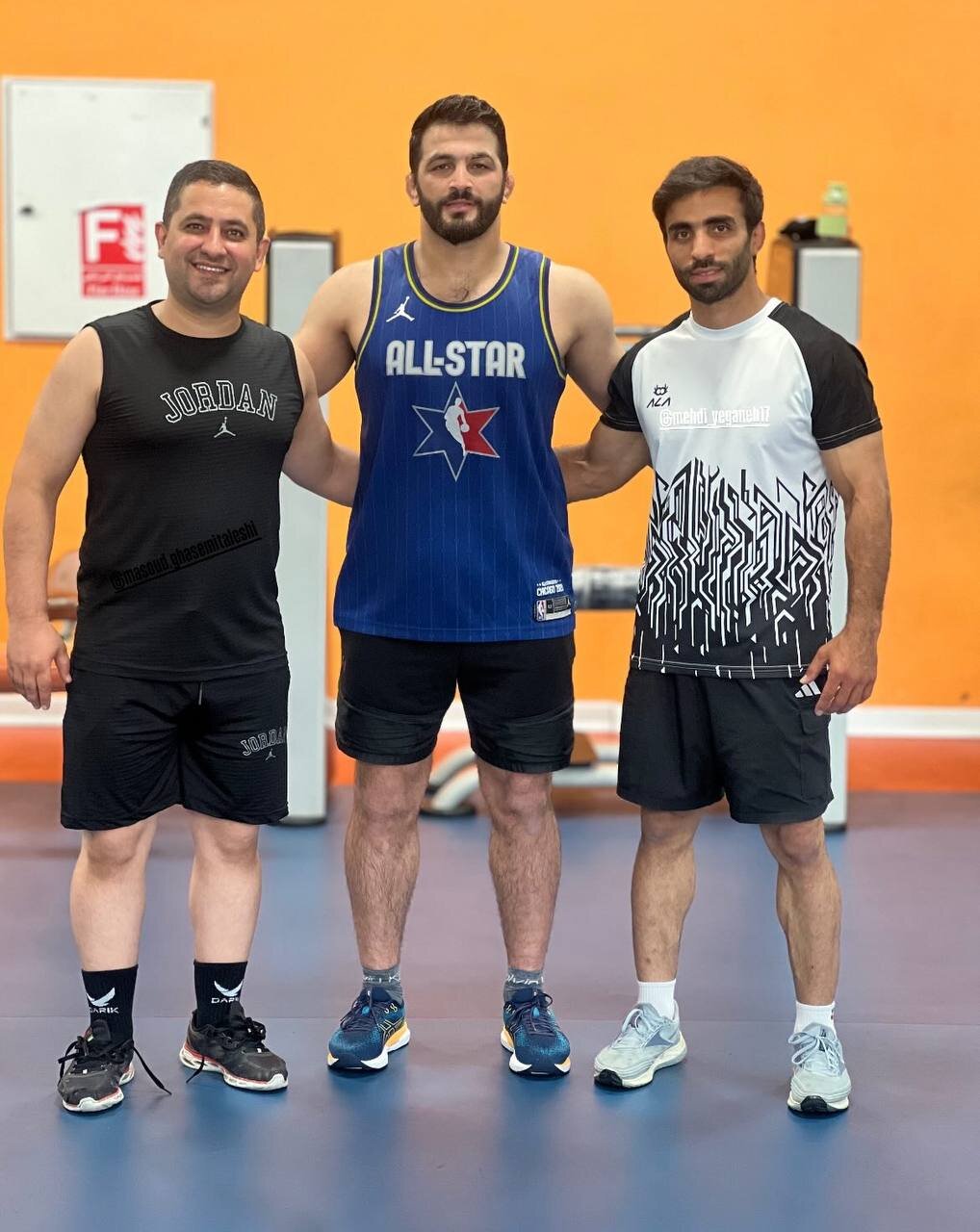 عکس | لباس ستارههای آمریکا بر تن حسن یزدانی