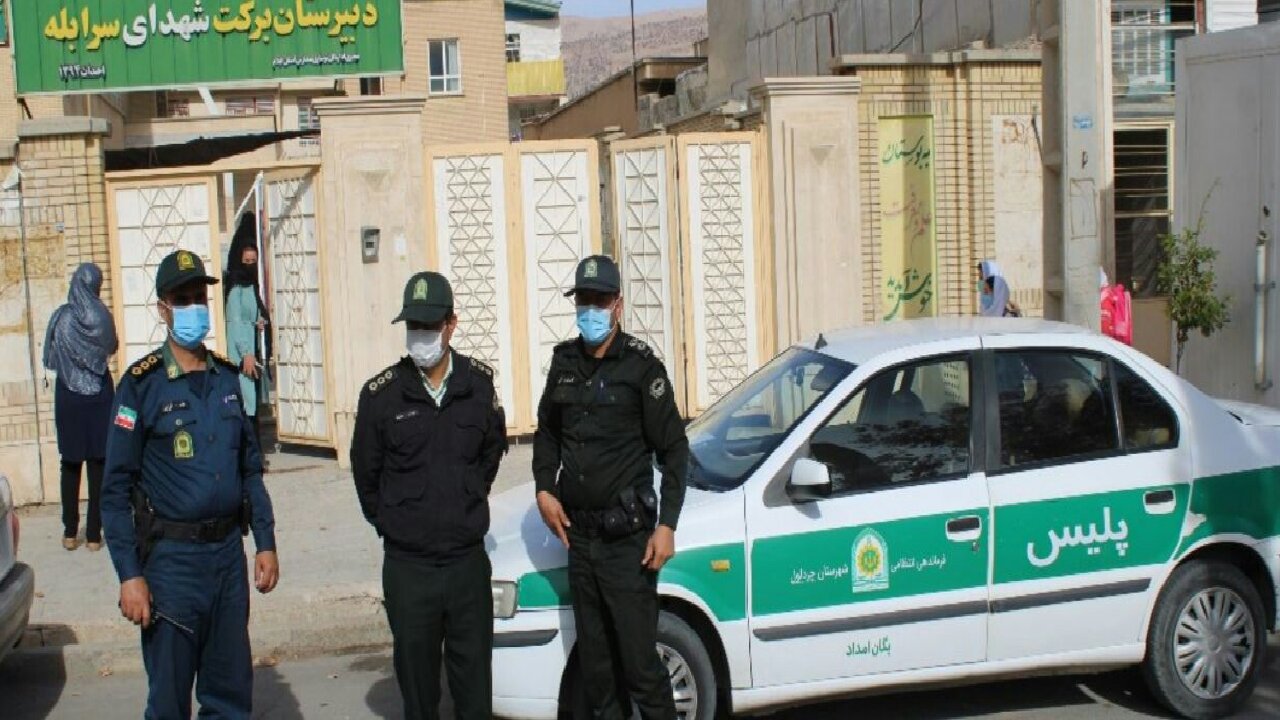 مگر پلیس بیکار است که بخواهد در مدارس مستقر شود/ پلیس در بحث حجاب در مدارس مداخلهای ندارد/ عدهای میخواهند به هر شکلی موضوعات را به حجاب گره بزنند