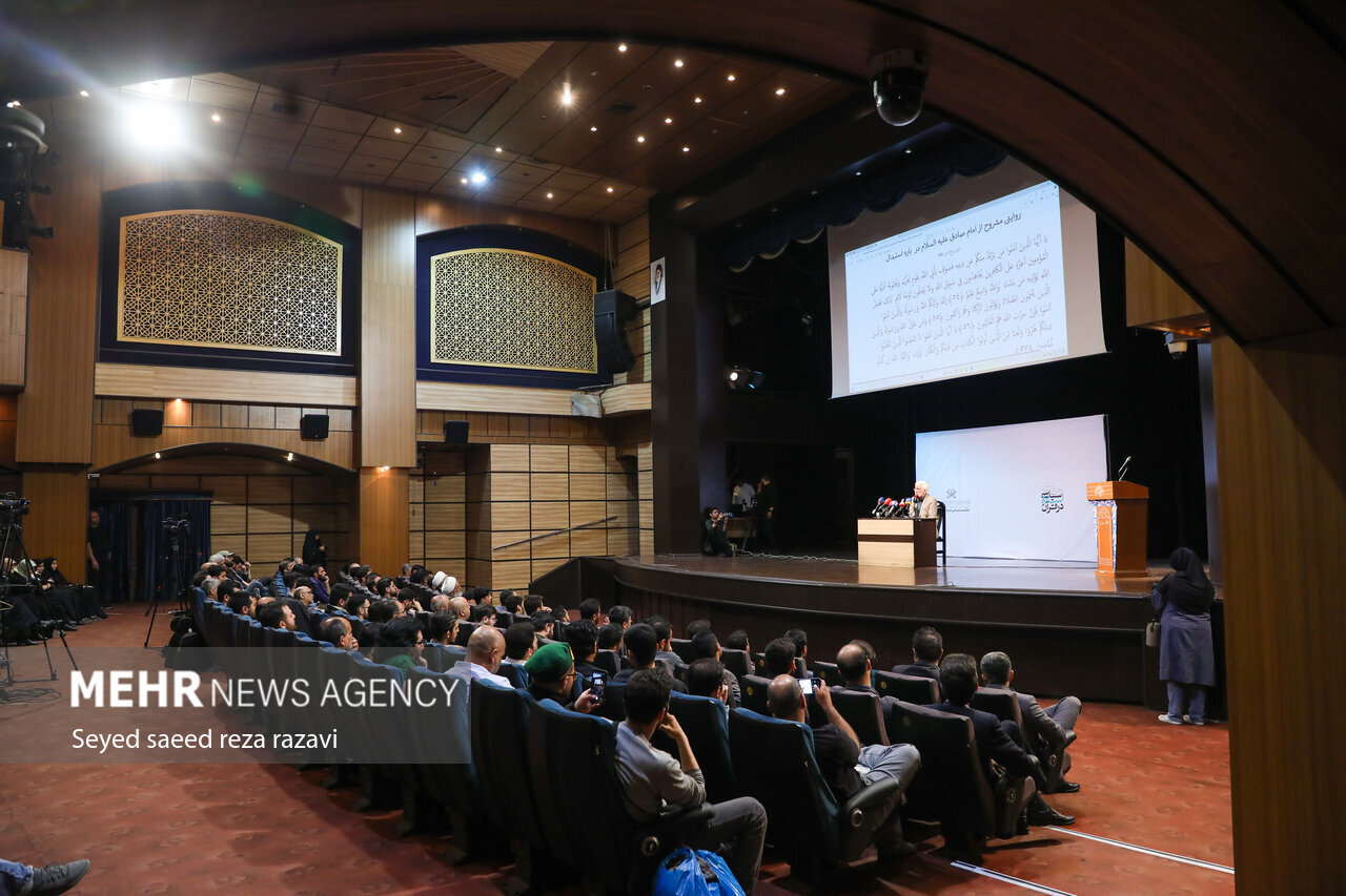 سعید جلیلی آفتابی شد/ سردار قاآنی واقعا به این جلسه دعوت شده بود؟/ تصاویری از یک دورهمی سیاسی