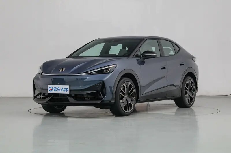 شاسیبلند آلمانی بازار ایران تغییر کرد /عکس