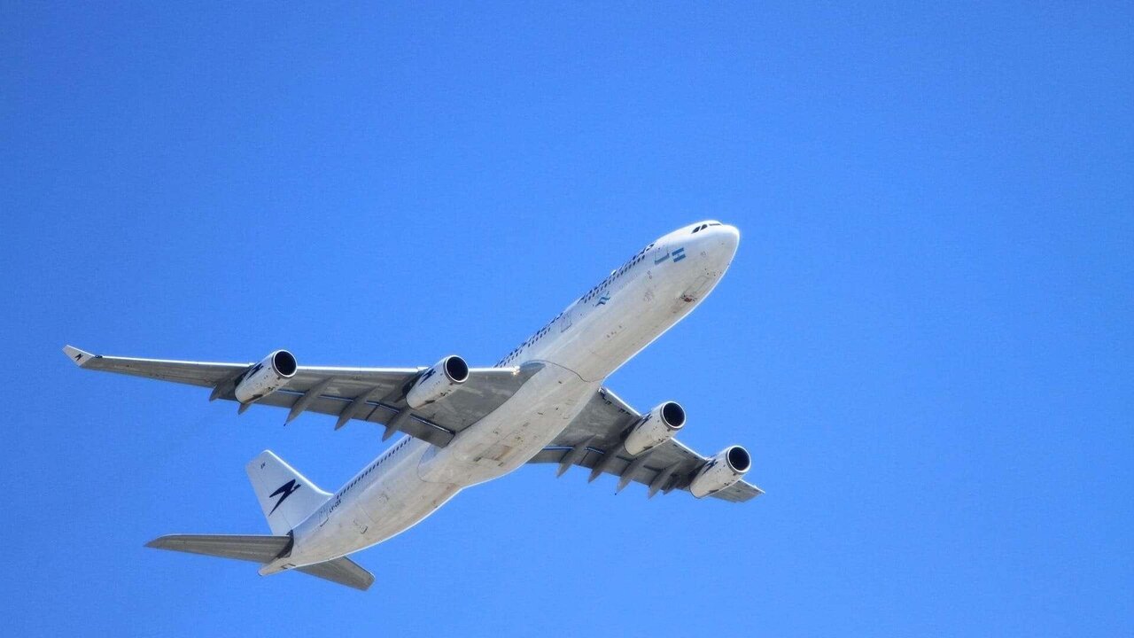 بلیط هواپیما چارتر؛ آیا ارزش خرید دارد؟